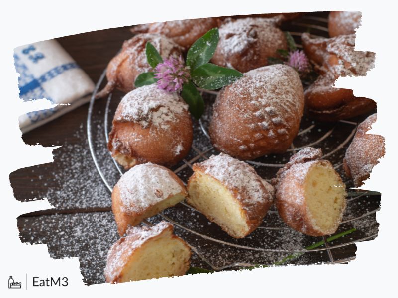 Quarkbällchen : Dessert/Confection in German cuisine - Recipe, Calorie Info, Healthy alternatives & more on EatM3