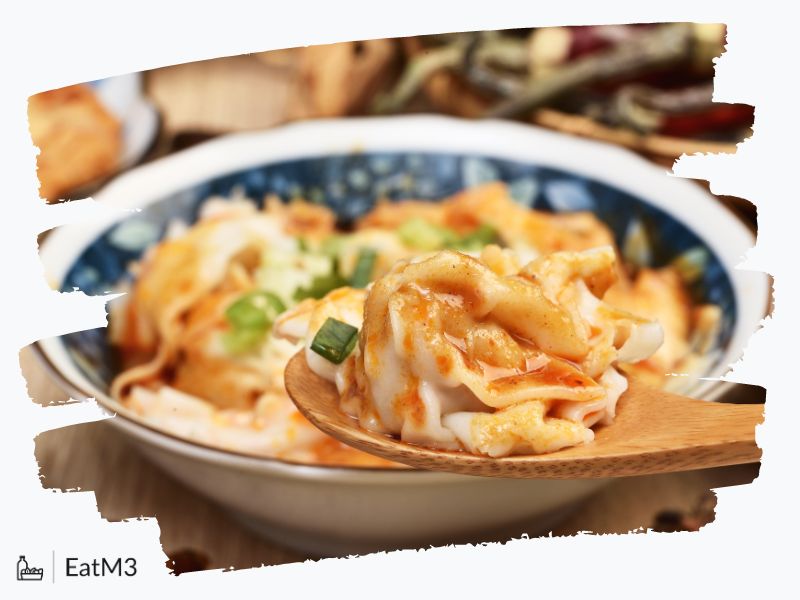 Sichuan Wontons in Chili Oil | Hóngyóu Chāoshǒu : Small Plates/Snack in Chinese cuisine - Recipe, Calorie Info, Healthy alternatives & more on EatM3