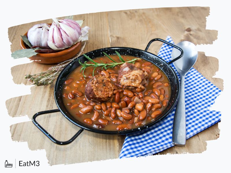 Alubias de Tolosa : Entree in Spanish cuisine - Recipe, Calorie Info, Healthy alternatives & more on EatM3
